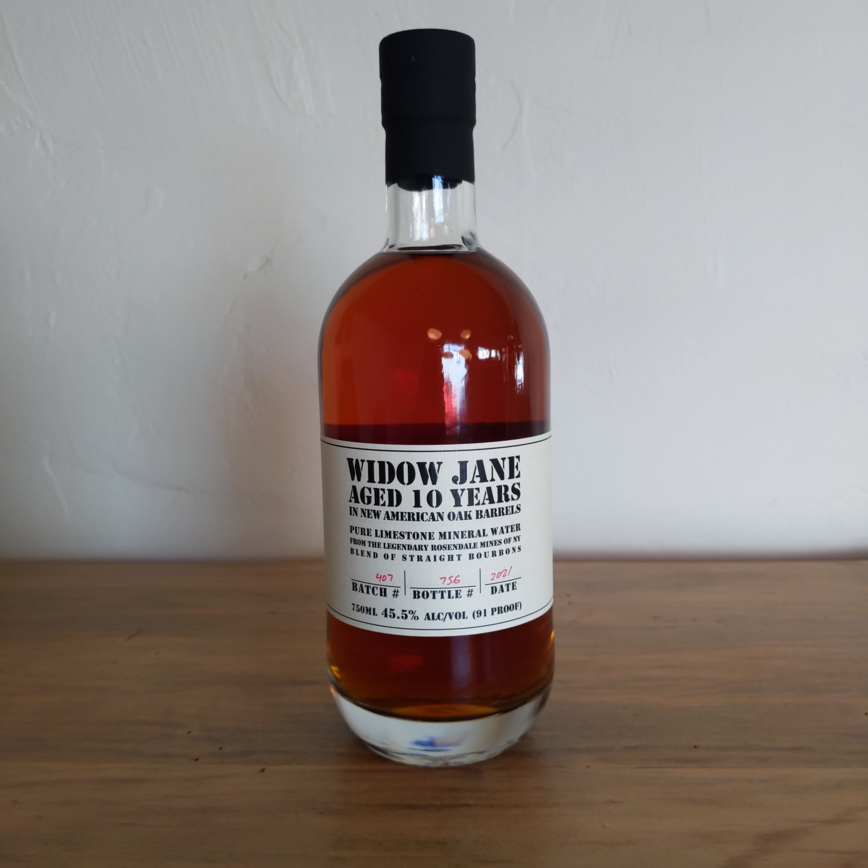 【日本未入荷】WIDOW JANESバーボンNYウイスキー10年 50度（新品） 日本未入荷】WIDOW JANESバーボンNYウイスキー10年 50度（新品）