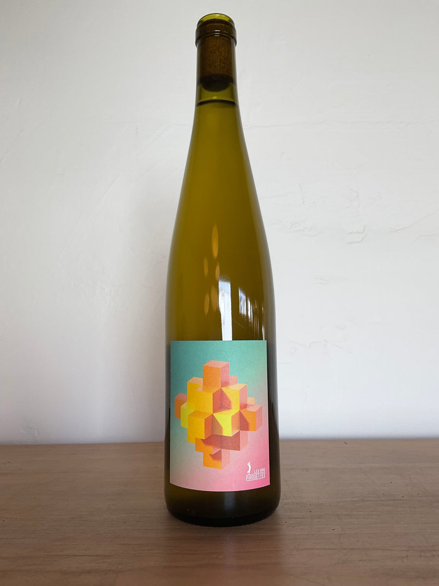 Bottle of 2023 Les Vins Pirouettes 'Blanc Cubique de Pierre'