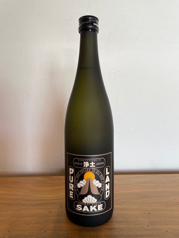Bottle of Pure Land Sake Junmai Ginjo