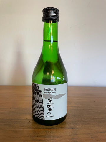 Bijofu Tokubetsu Junmai The Gentleman' (300ml)