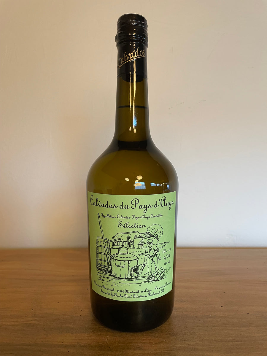 bottle of Domaine du Manoir de Montreuil Calvados Selection
