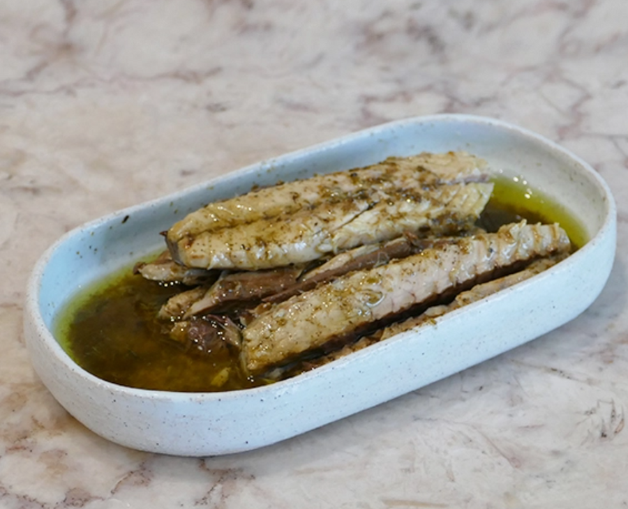 Dish of Miss Can Mackerel Fillets w/ Thyme & Lemon
