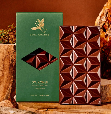 Deux Cranes Hōjicha Caramel Milk Chocolate Bar