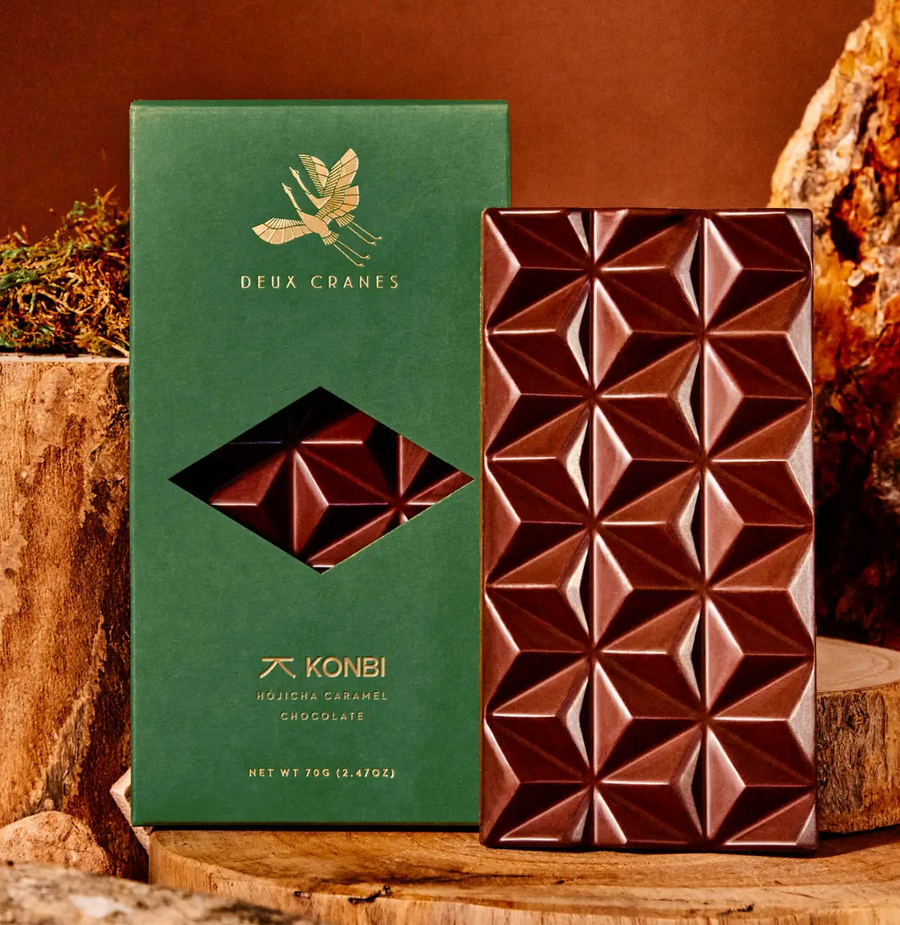 Deux Cranes Hōjicha Caramel Milk Chocolate Bar