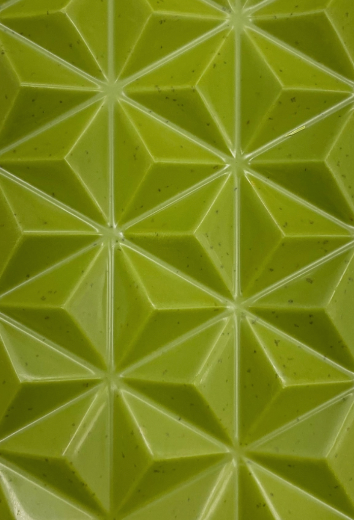 Deux Cranes Matcha Chocolate with Caramelized Sesame